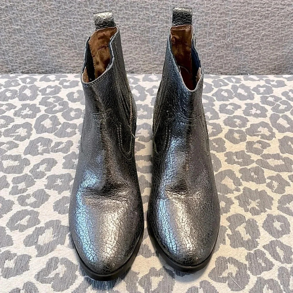 NWOT LEVIS Metallic Leather Western Cowboy Boot, Size 8.5 - Picture 3 of 10